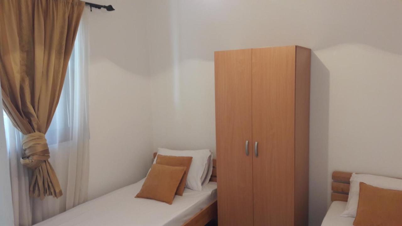 Appartement Studio Jeff 1 à Kotor Extérieur photo