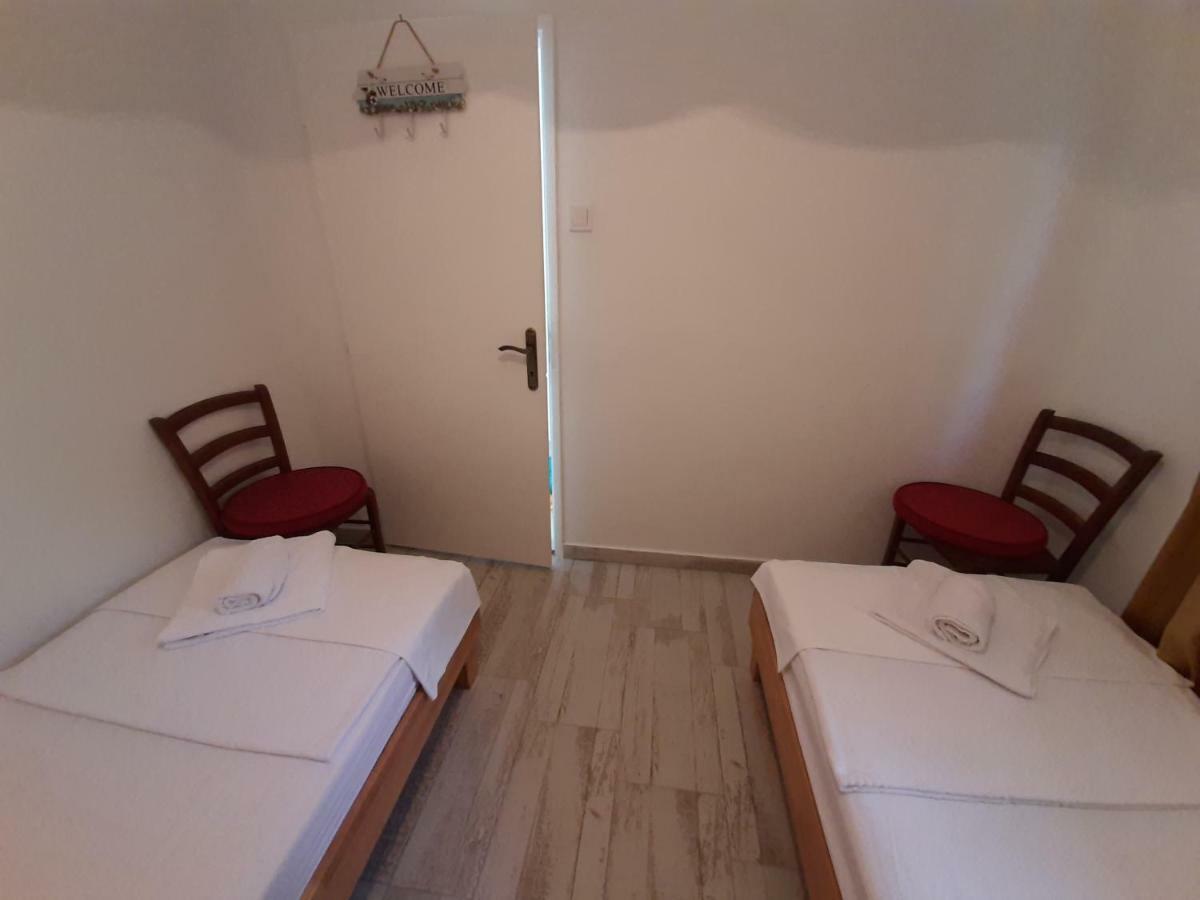 Appartement Studio Jeff 1 à Kotor Extérieur photo