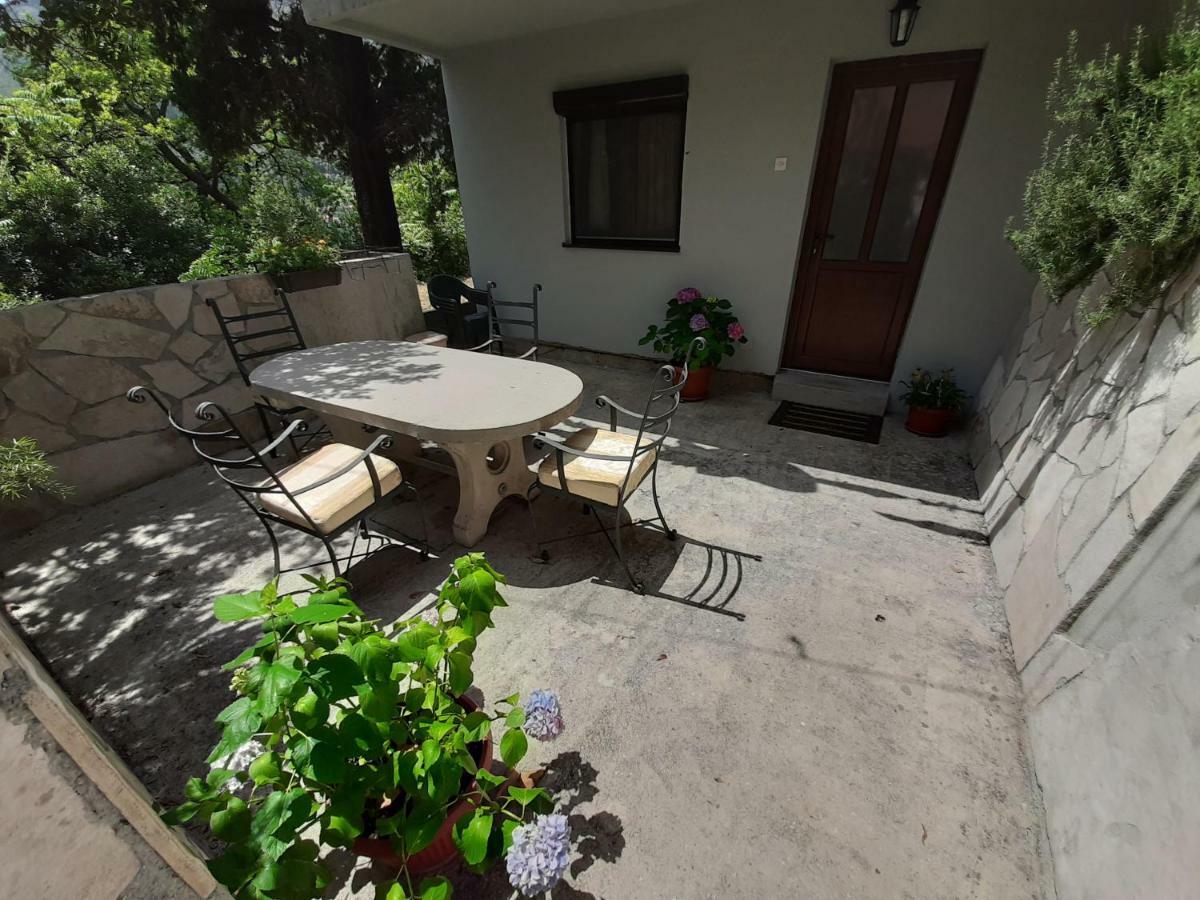 Appartement Studio Jeff 1 à Kotor Extérieur photo